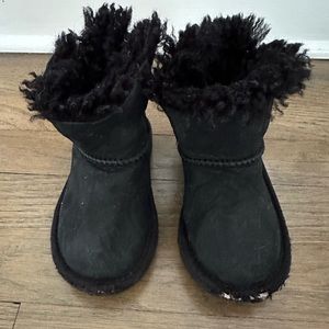 Toddler black Uggs